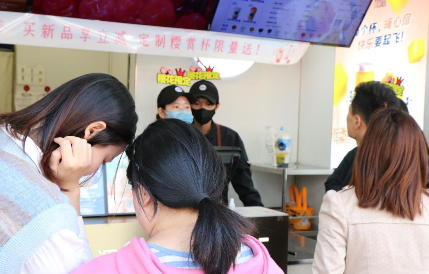 九游会J9真人游戏第一品牌茶饮：奶茶加盟市场火热，为什么有些人却无法加入
